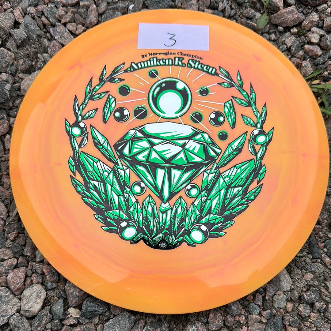 Signature Swirly S-Blend Emperor Anniken K. Steen Tour Series